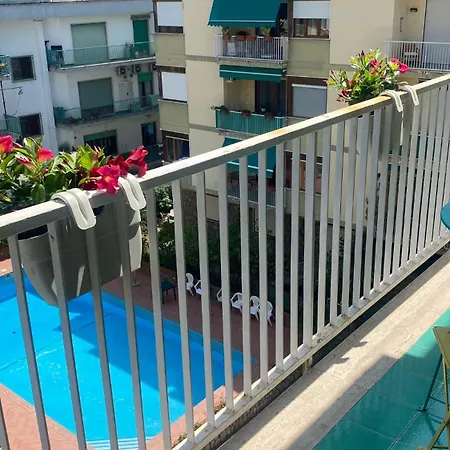 A I R House 2 3* Sorrento