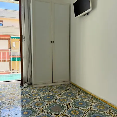 A I R House 2 Pensión